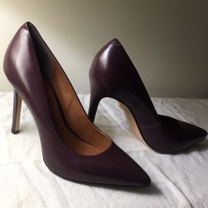 Pour La Victoire Pump